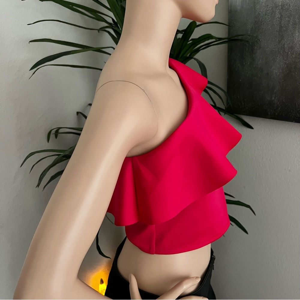 Guess Raspberry Red One Shoulder Ruffled Party Crop Top - Picture 3 of 9